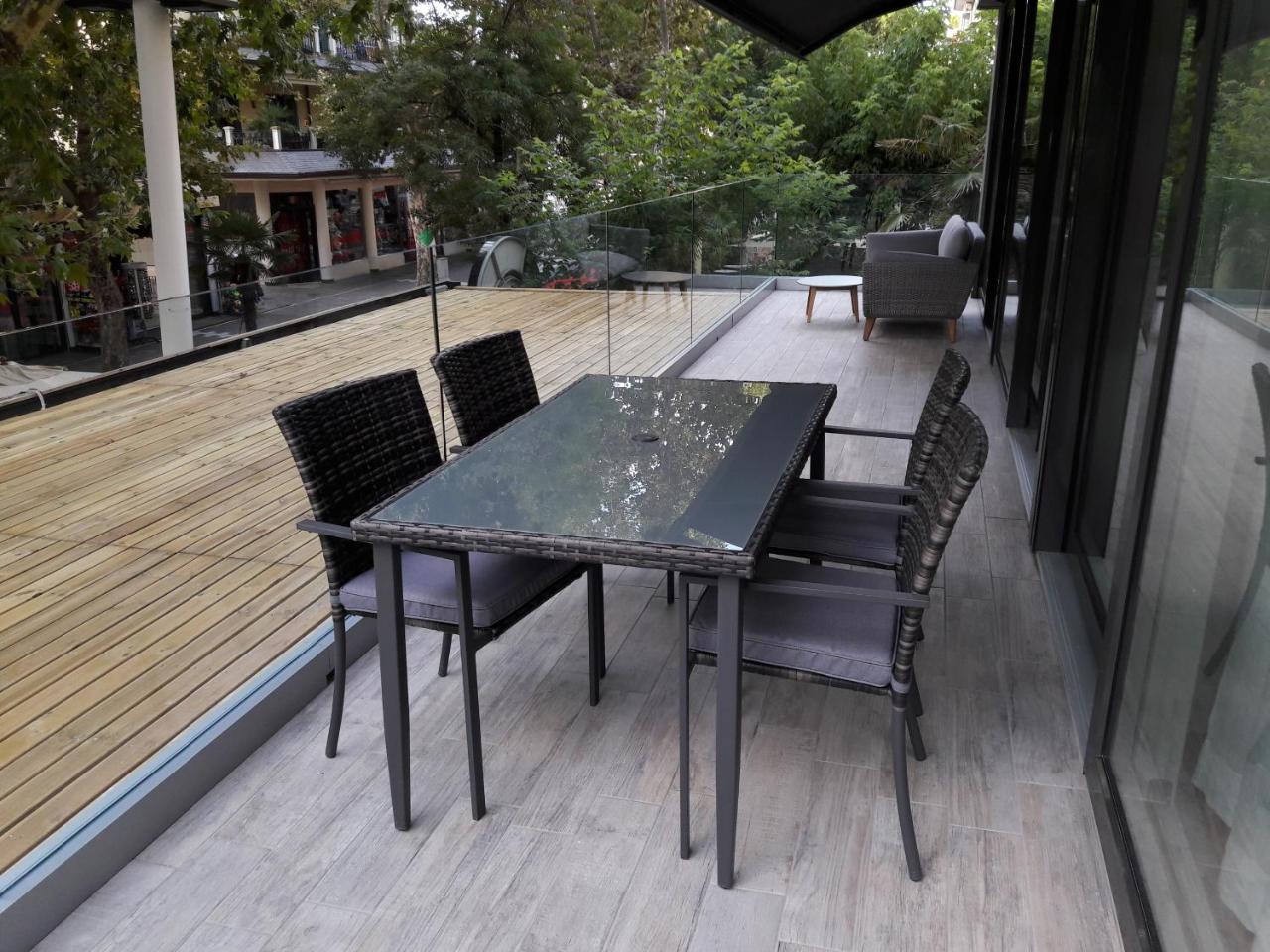 Central Stema Luxury Misano Adriatico Exterior foto